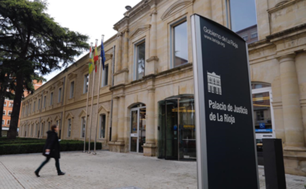 El TSJR ratifica el certificado COVID en hospitales y centros de servicios sociales hasta el 28 de febrero