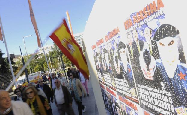 Las víctimas saldrán a la calle contra la política penitenciaria de Sánchez con ETA