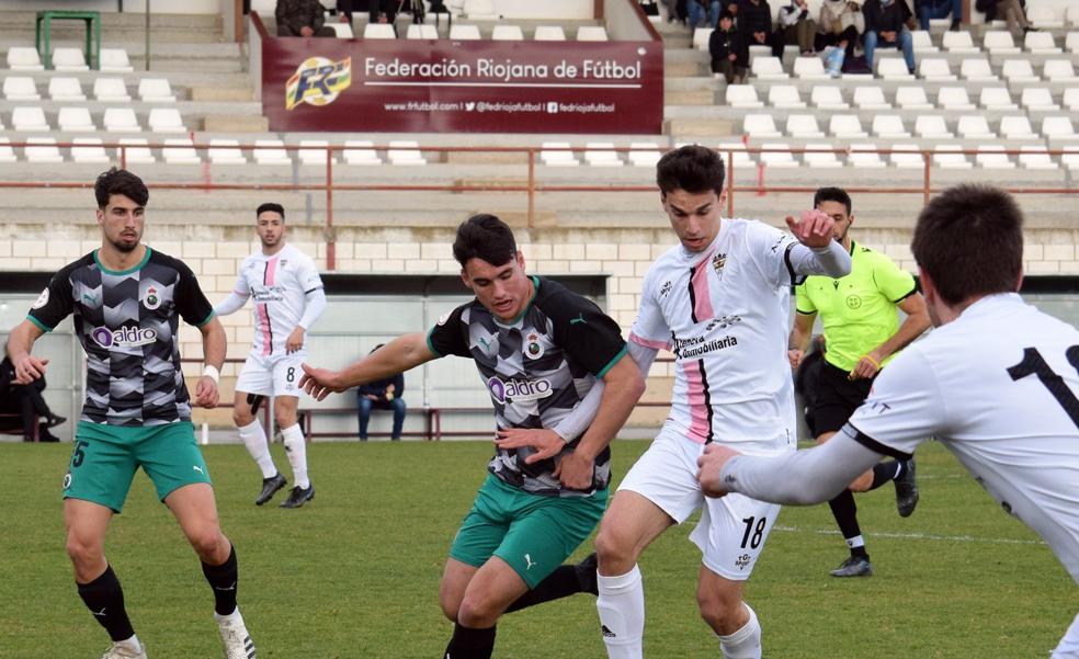 El Racing Rioja despierta diez minutos antes del final