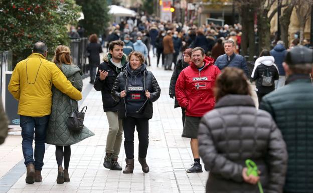 Primer fin de semana sin fallecidos por COVID este año