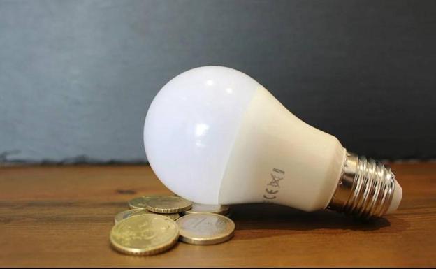 Precio de la luz, hoy 4 de mayo: las horas más baratas para poner los electrodomésticos
