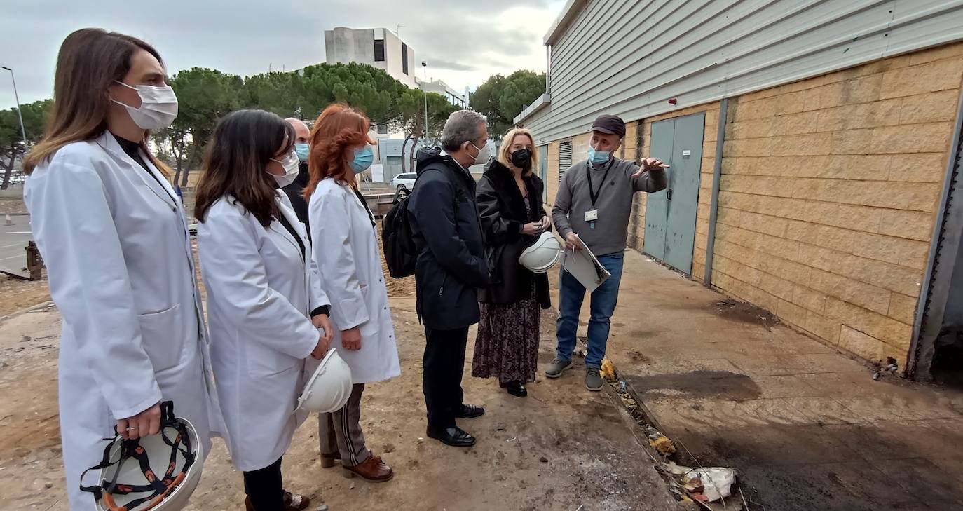 Médicos de los hospitales de Calahorra y San Pedro crearán grupos de trabajo en varias especialidades
