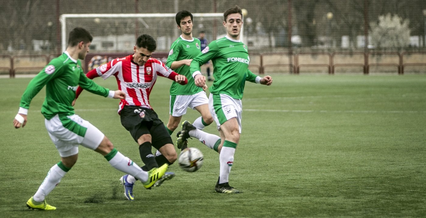 La UDL se reconcilia con el gol tras el descanso