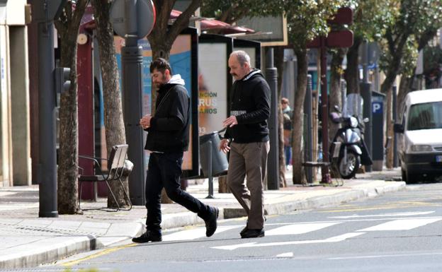 Los casos activos de COVID vuelven a la senda de bajada