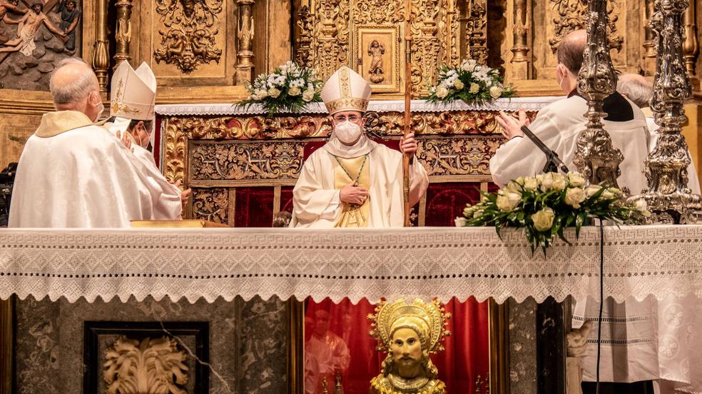 Celebración del inicio del ministerio episcopal del obispo Santos Montoya en la catedral de Calahorra