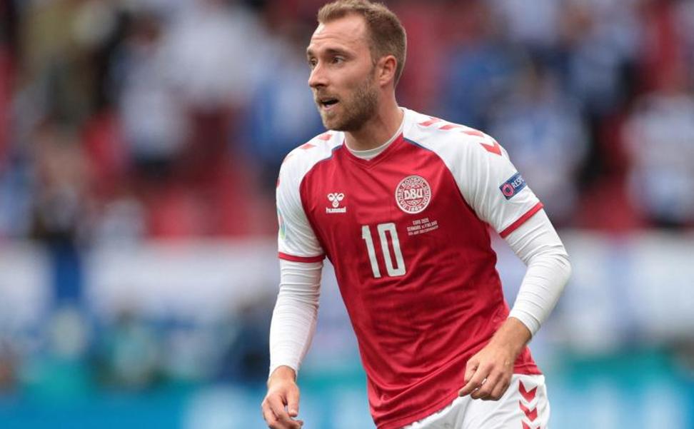 Eriksen regresa con Dinamarca nueve meses después del colapso en la Eurocopa