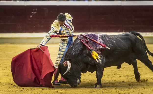 Diego Urdiales se anuncia dos tardes en un gran San Isidro en Las Ventas