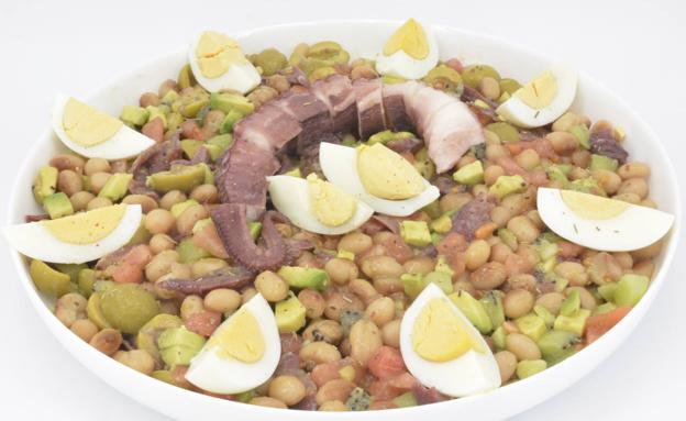 La receta de Javier Romero: ensalada templada de alubias del Pilar