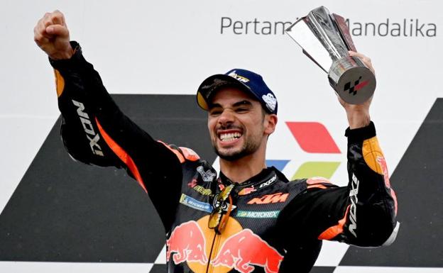 Oliveira gana y Quartararo se reivindica