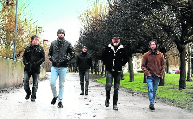 Silenciados publica un disco «fresco, vital, alegre y con muchos colores sonoros»