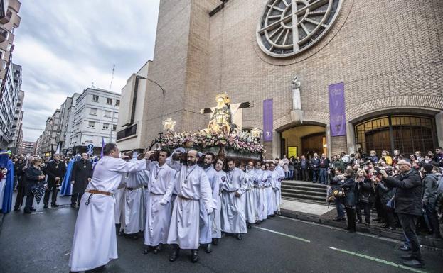 Hoy, sábado de Pasión, procesión extrordinaria por el 25º aniversario de la Cofradía de la Piedad