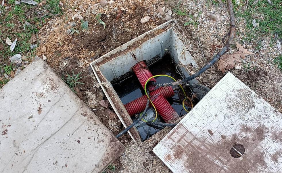 Roban unos 70 metros de cable de cobre del frontón de Canales de la Sierra