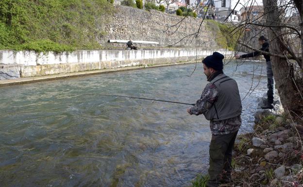 Este domingo se abre la temporada de pesca en los ríos riojanos