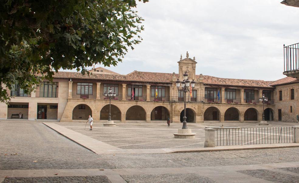 El PSOE de Santo Domingo suma las protestas de los trabajadores municipales a la «desastrosa» gestión municipal