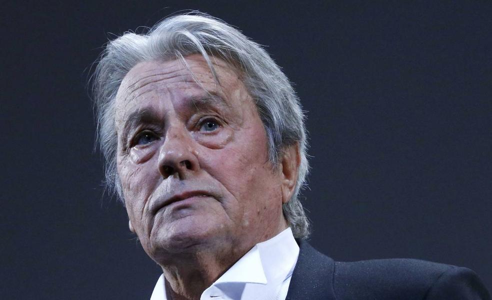 Alain Delon ya no quiere vivir más y solicita la eutanasia en Suiza