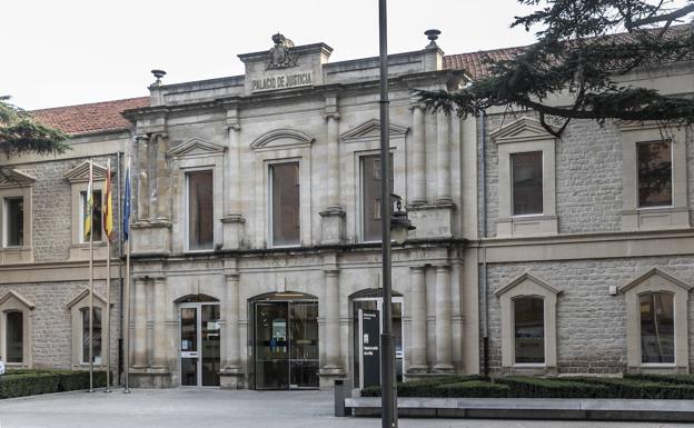 Piden más de 8 años para una mujer acusada de trata al aprovecharse de una joven y del dinero que ganaba en prostitución