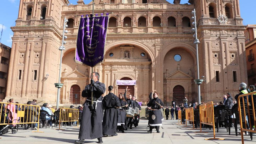 Las calles de Alfaro redoblan con la solemnidad de Semana Santa