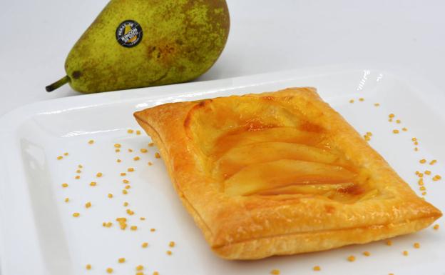 Pasteles de pera y hojaldre