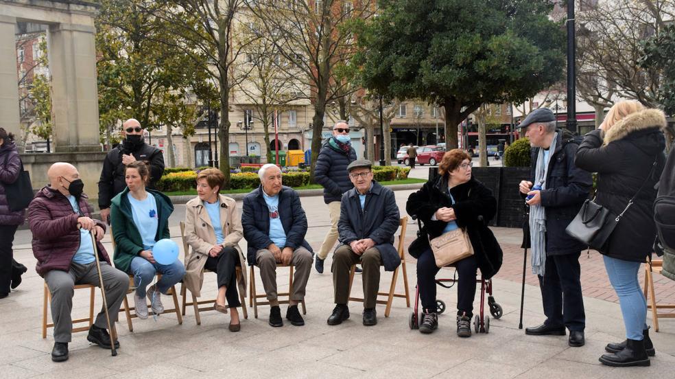 Actividades en El Espolón con motivo del Día Mundial del Parkinson