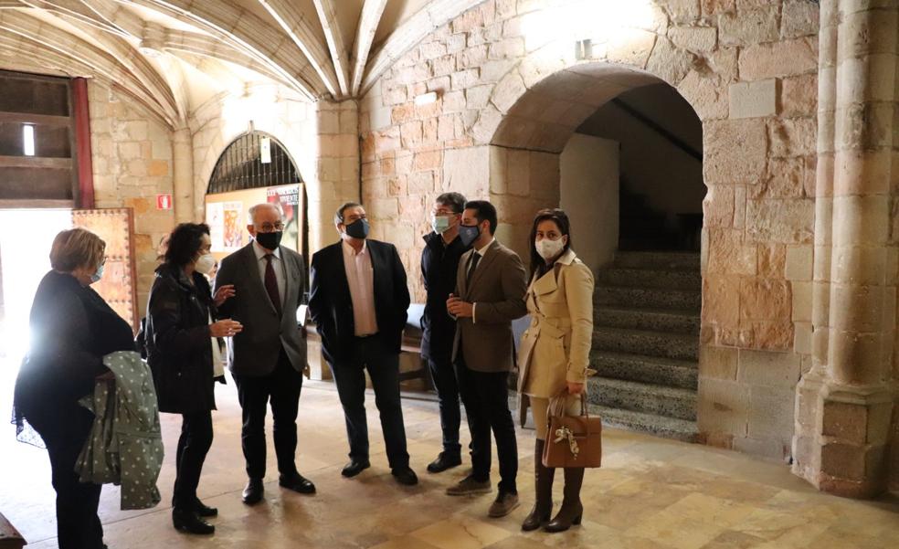 La restauración de la torre de Santo Tomás da paso al arreglo de las capillas del interior