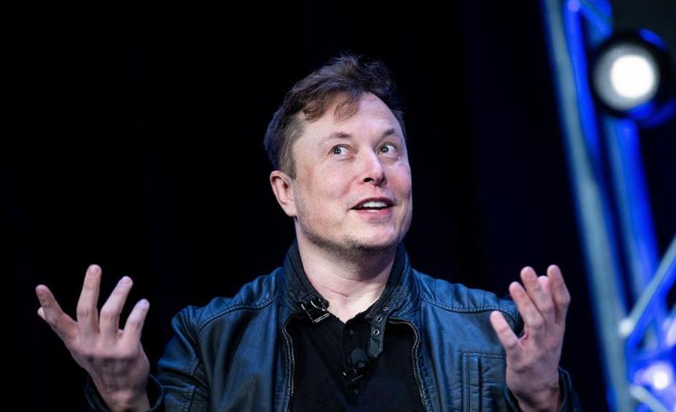 Elon Musk lanza una oferta hostil sobre Twitter por casi 40.000 millones