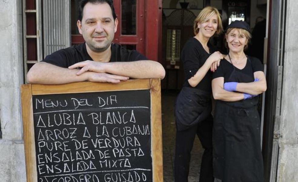 Sanidad elimina la alusión al alcohol en sus recomendaciones a la hostelería