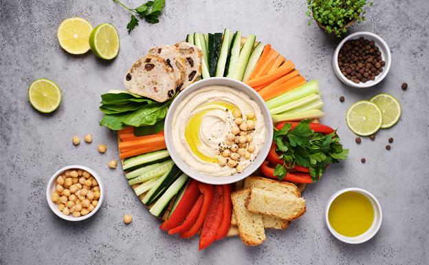 Así se preparan en casa snacks saludables y apetecibles