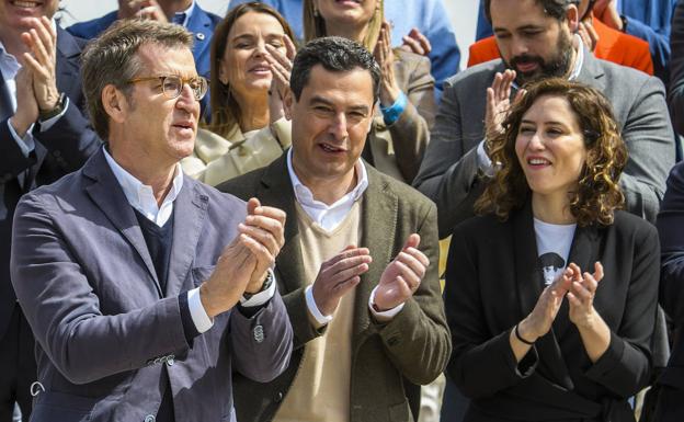 Feijóo imprime su marca en el primer mes al frente del PP rumbo al 19-J