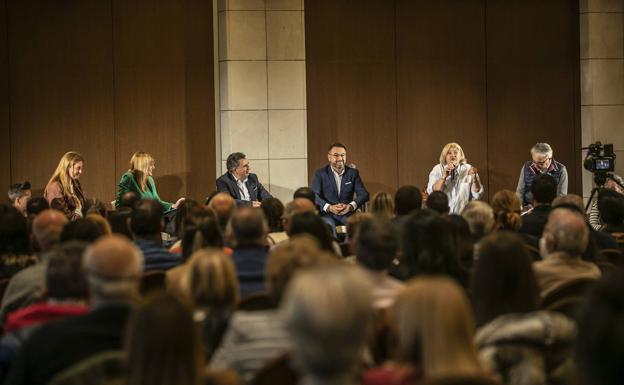 Unos 400 militantes del PP piden que Carlos Cuevas «dé un paso al frente» ante el próximo congreso