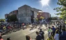 La Rioja Bike Race deja sin aparcamientos al derbi y al balonmano
