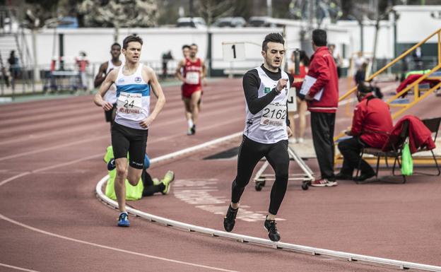 Dos nuevos récords absolutos riojanos de 400 metros vallas