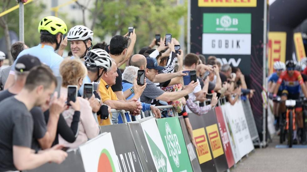 Hans Becking gana la segunda etapa de La Rioja Bike Race