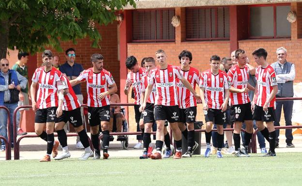 Una de cal y otra de arena: la UDL Promesas se salva y el Racing Rioja no entra en el 'play off'