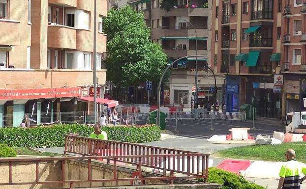 Vara de Rey, cerrada al tráfico y a los peatones