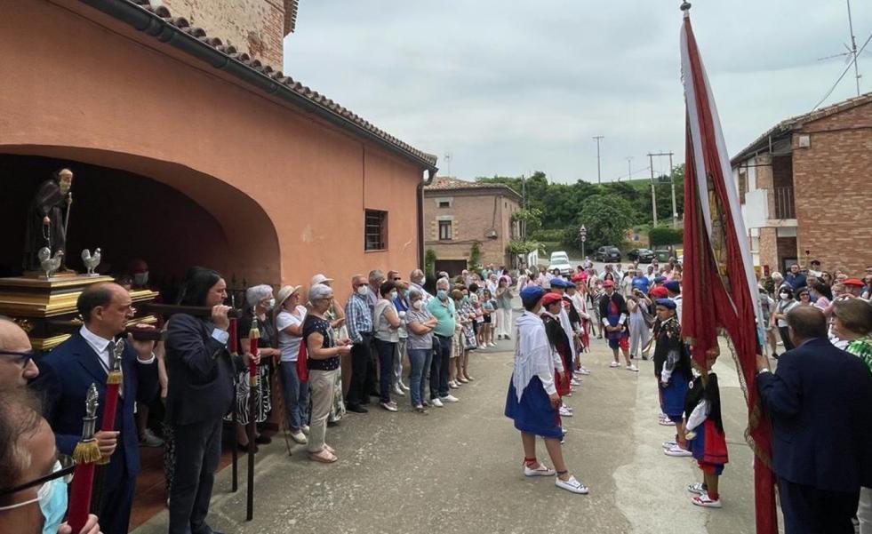 Santo Domingo cumplió con la tradicional romería a Gallinero de Rioja