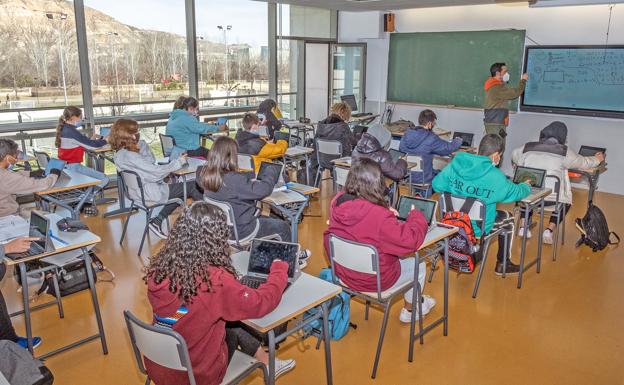 Los estudiantes riojanos podrán hacer «de forma excepcional» el Bachillerato en tres cursos