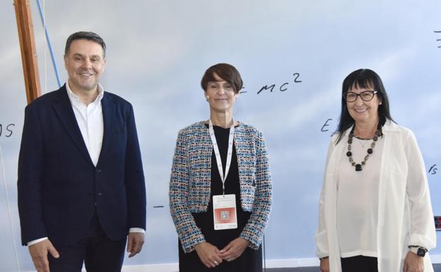 'La Caixa' reúne a la comunidad educativa para mejorar la enseñanza y el aprendizaje