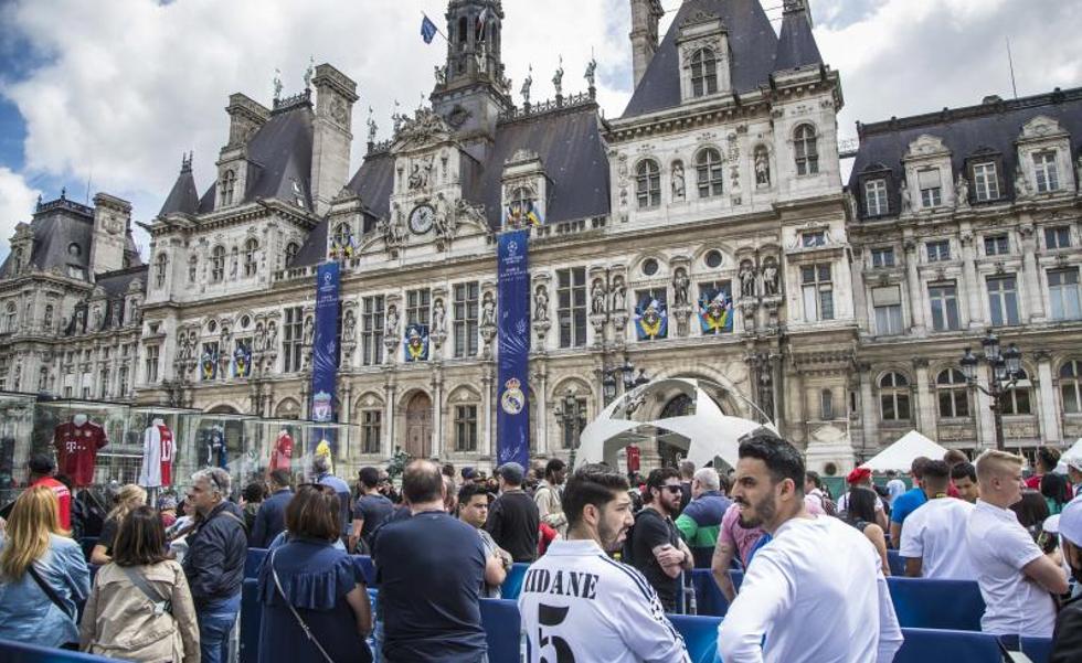 Merengues y 'reds' asaltan París