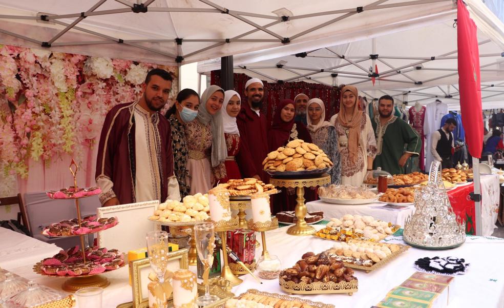 La Feria Intercultural llenó el centro de Arnedo