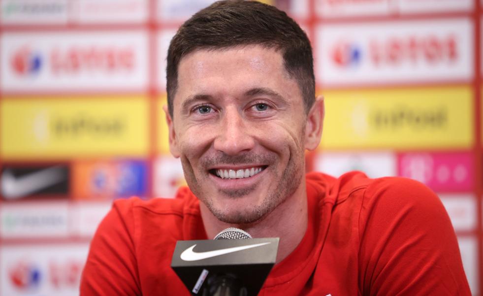 El Barça venderá merchandising y derechos de televisión para fichar al rebelde Lewandowski