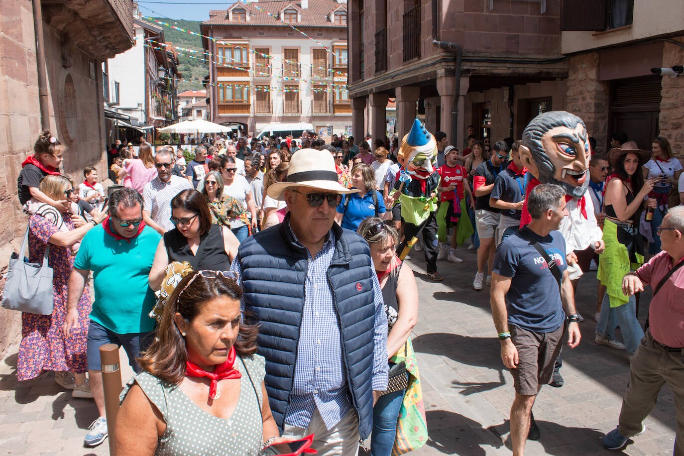 Fotos Comienzan las fiestas de Santa Bárbara en Ezcaray La Rioja