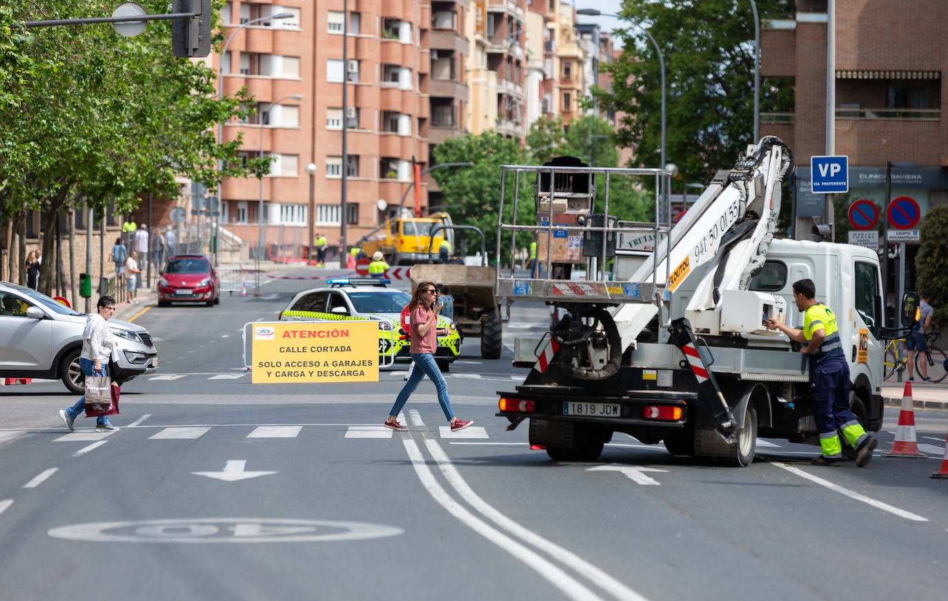 Doble atropello en la zona de las obras de Vara de Rey
