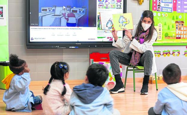 Una familia recurre la escolarización por un error de forma en el sorteo de desempate