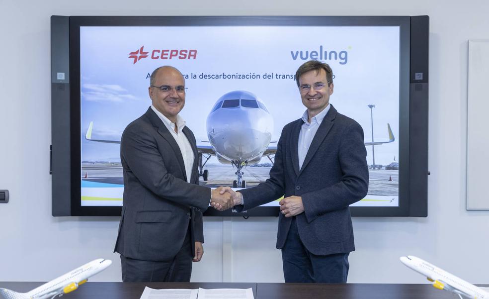 Cepsa se alía también con Vueling para desarrollar biocombustibles