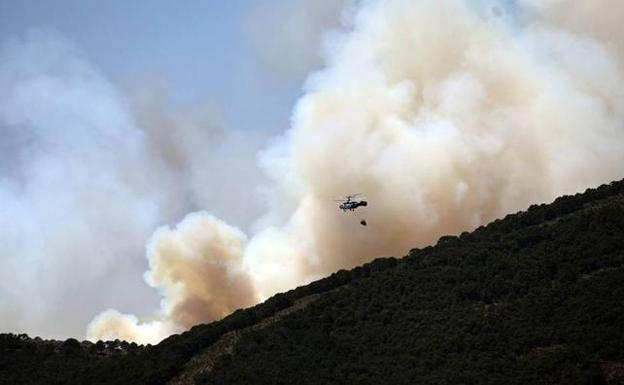 Tres detenidos por el incendio en Sierra Bermeja, originado de forma accidental