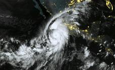 «El cambio climático está haciendo que los huracanes lleguen a lugares imprevisibles»