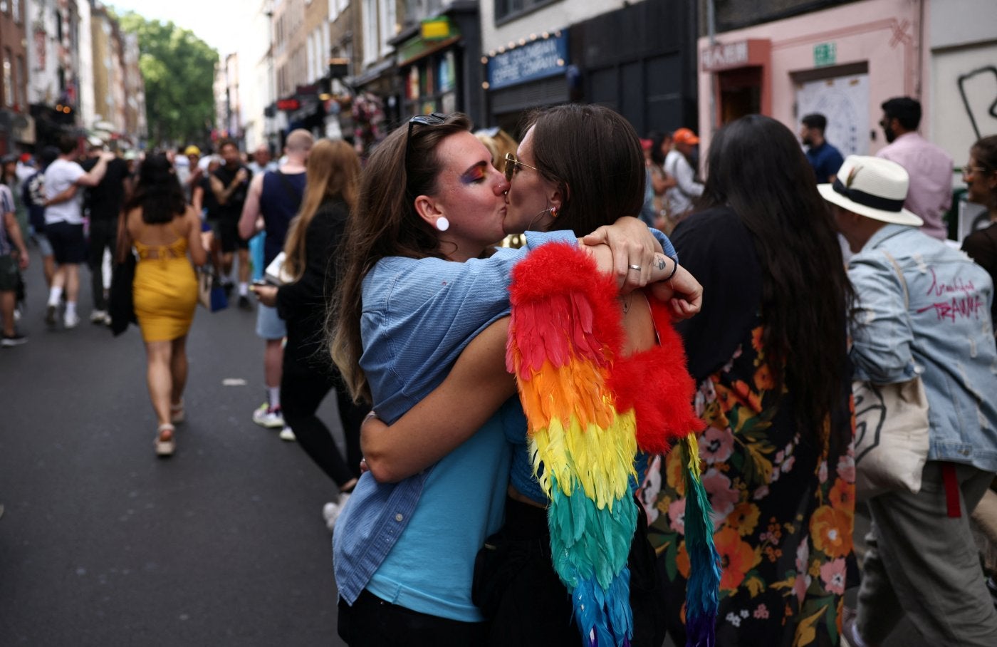 A quién le molestan los gays