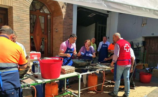 Degustación a favor de Cruz Roja en Lardero
