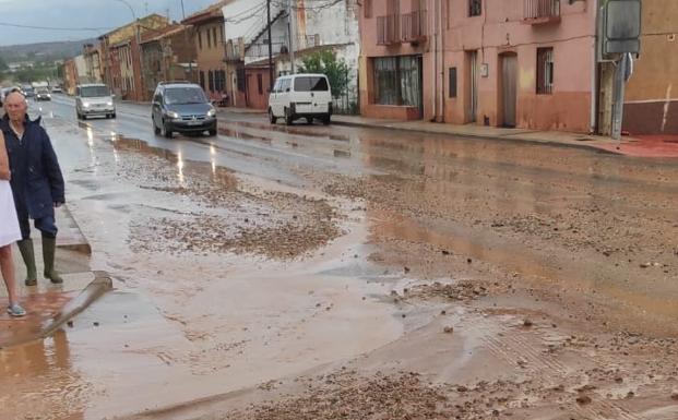 Una fuerte tormenta deja Valverde lleno de barro