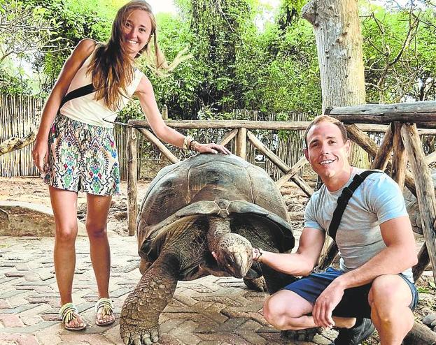 «Sabíamos que si no hacíamos este viaje en la luna de miel, no lo haríamos nunca»